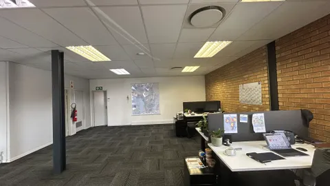 21 Oshbro Avenue, Samrand, Centruion (18).